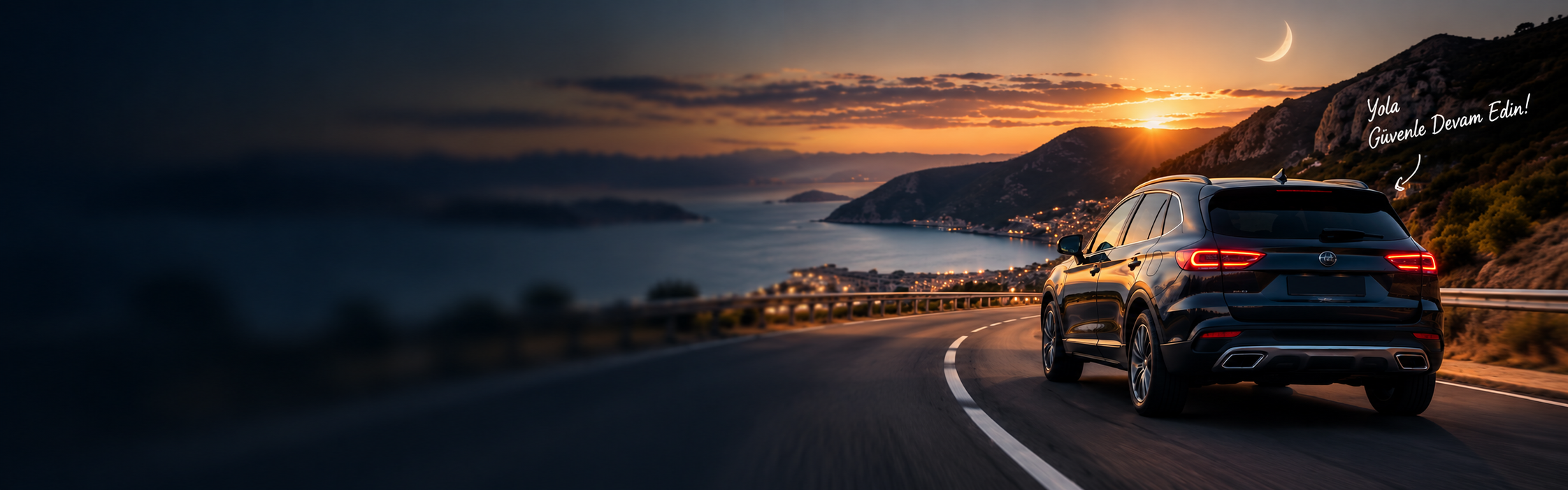 Karanlıkta yol alan araç